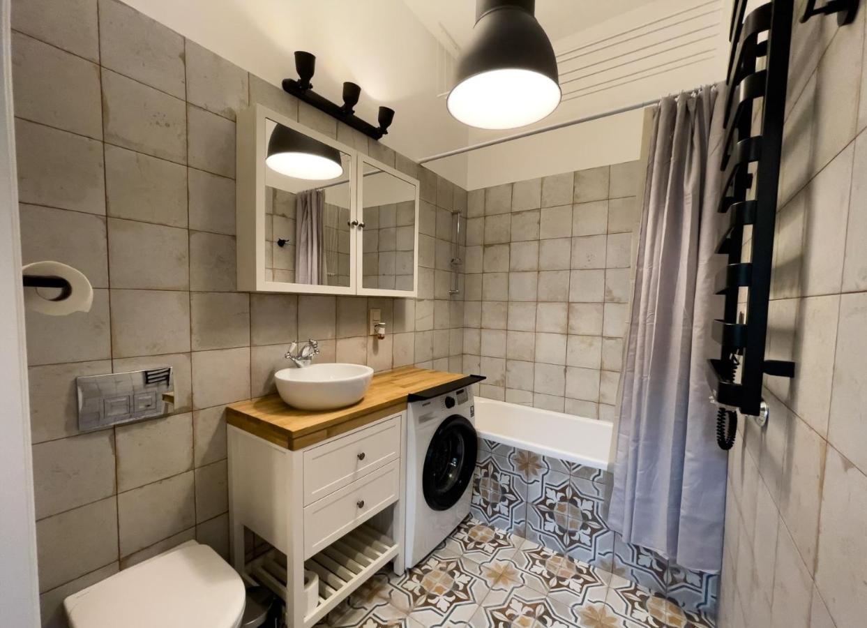 Urban Apartments Premium Poniatowskiego 23 No 4,Free Public Parking, Self Check-In Chorzów Extérieur photo